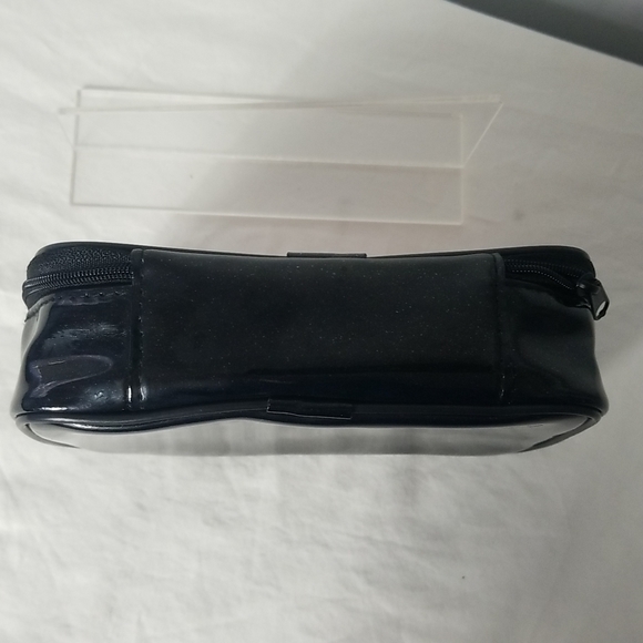 BENEFIT LAUGHTER IS THE BEST COSMETIC, MAKEUP BAG - Picture 3 of 8